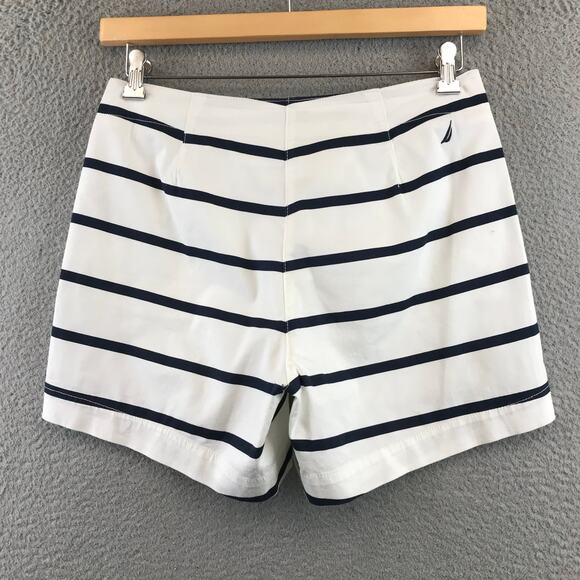 New‎ Nautica Cotton Stretch Twill Shorts size 4 - Picture 3 of 11